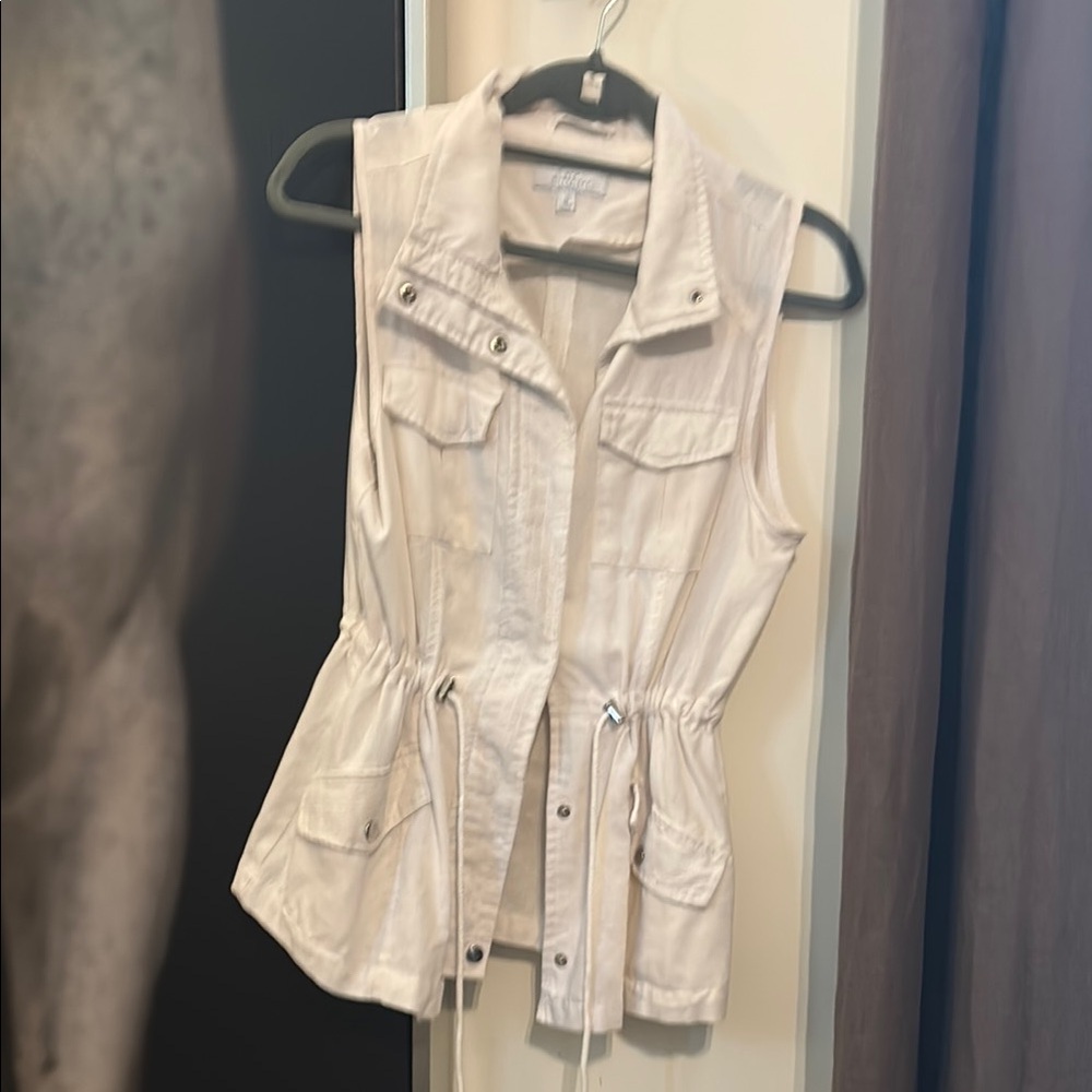 New Directions White Utility Vest